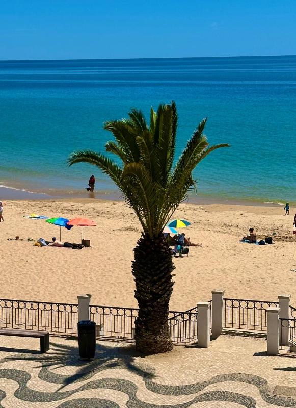 Studio Apartment Sea Front image 2