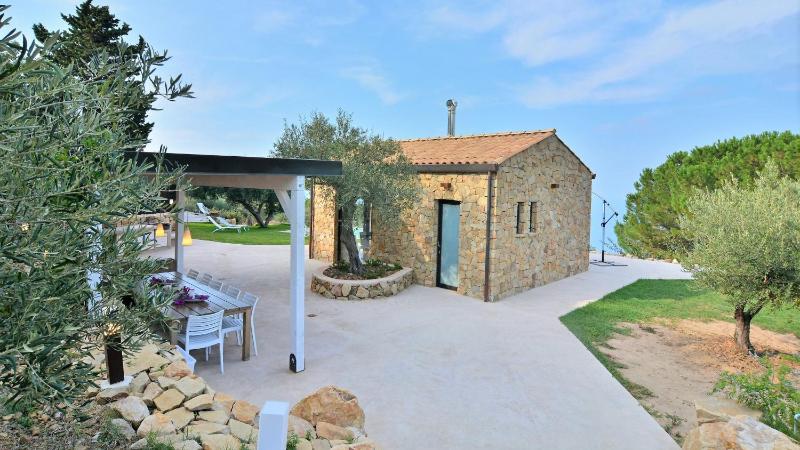 Villa Respiro 8 by Massimo Villas - image 32