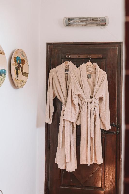 Single Room image 3