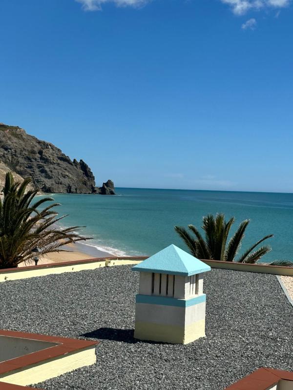 One-Bedroom Apartment with Sea View image 1