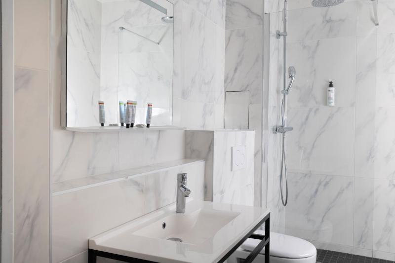 Superior Triple Room image 1