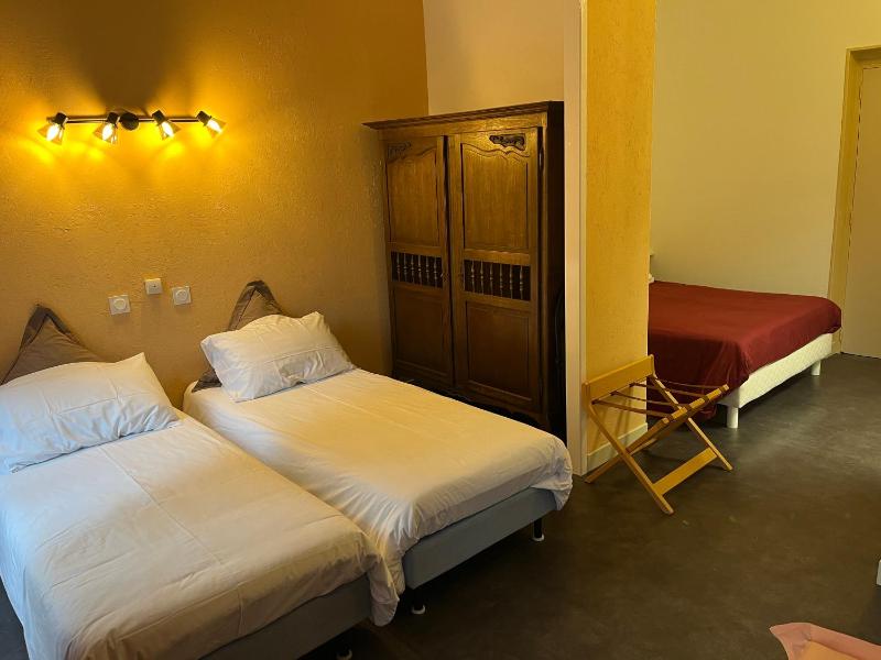 Premium Quadruple Room image 1