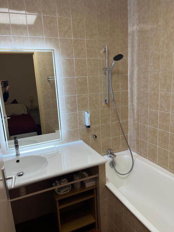 Premium Quadruple Room image 3