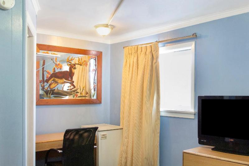 Double Room image 2
