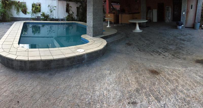 Casa 6 suítes - 200 metros da Praia - Piscina - Churrasqueira - image 7
