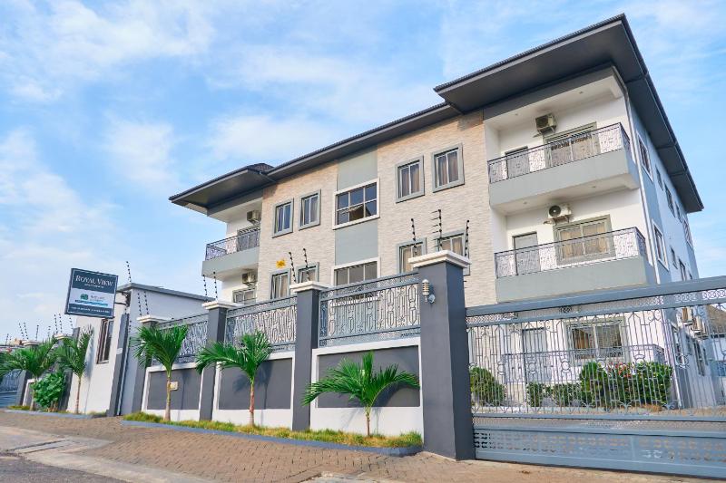 Royal View Apartment - image 2