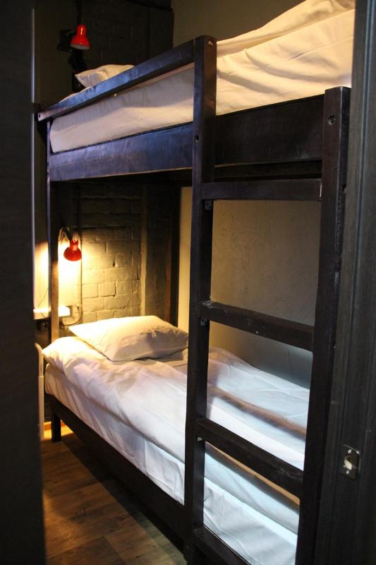 Bed in 4-Bed Dormitory Room image 3
