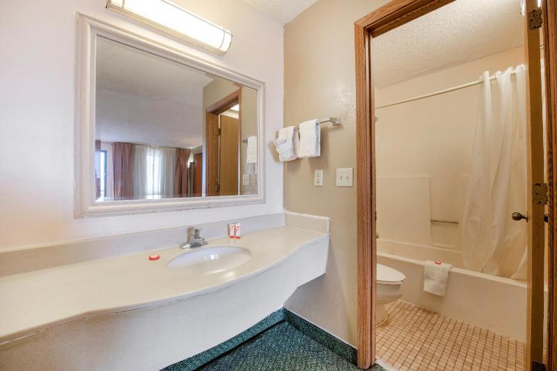King Room image 2