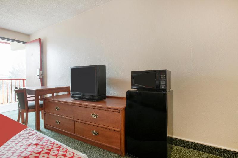 King Room image 3