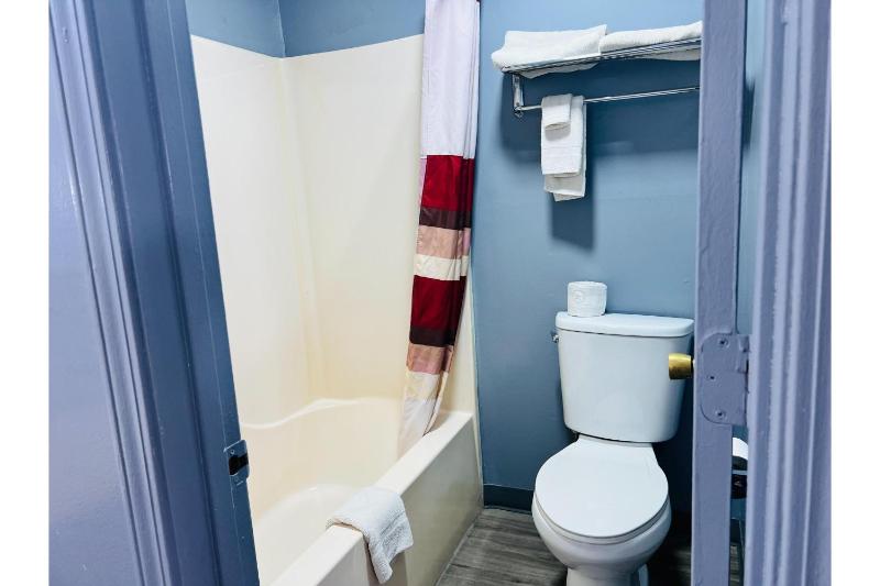 2 Full Beds Accessible Non - Smoking image 2