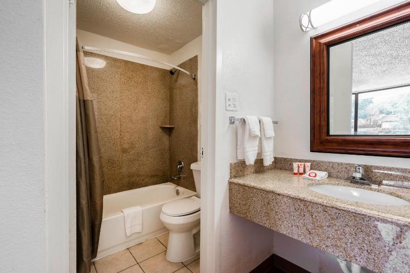 King Room image 2