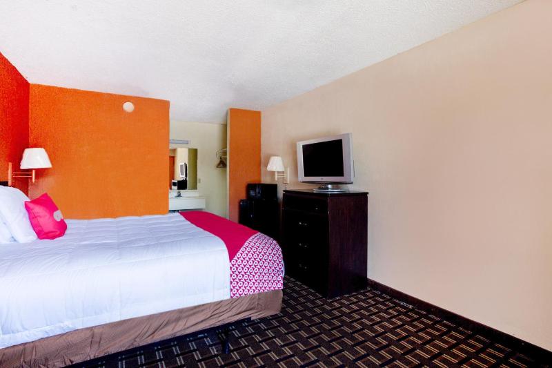 King Room image 3