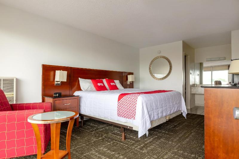 Double Room image 1