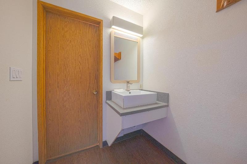 Premium King Bed with Kitchenette image 2