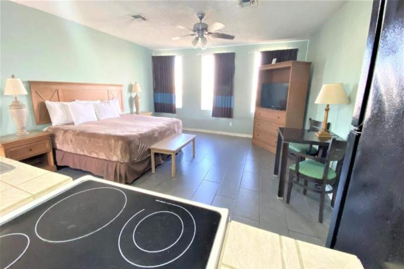 OYO Hotel Rockport- Bay View - image 44
