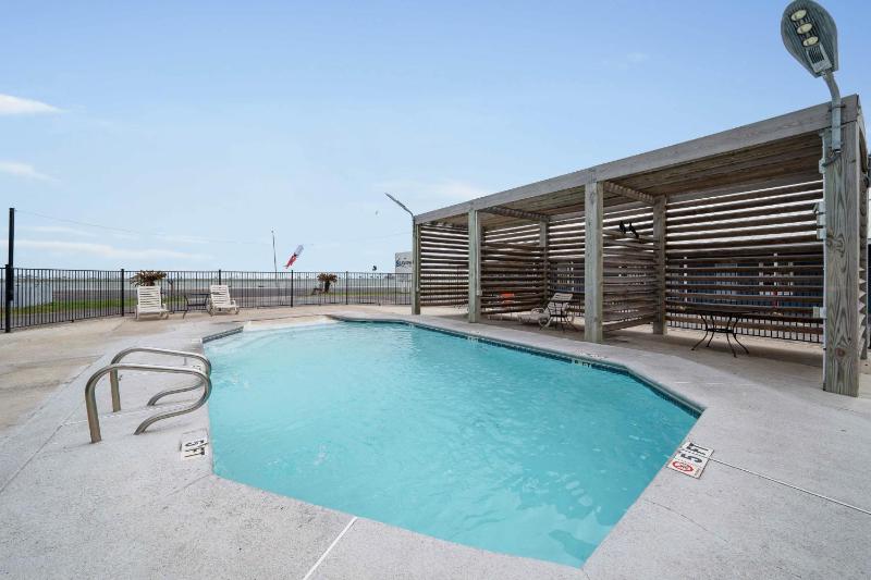 OYO Hotel Rockport- Bay View - image 1