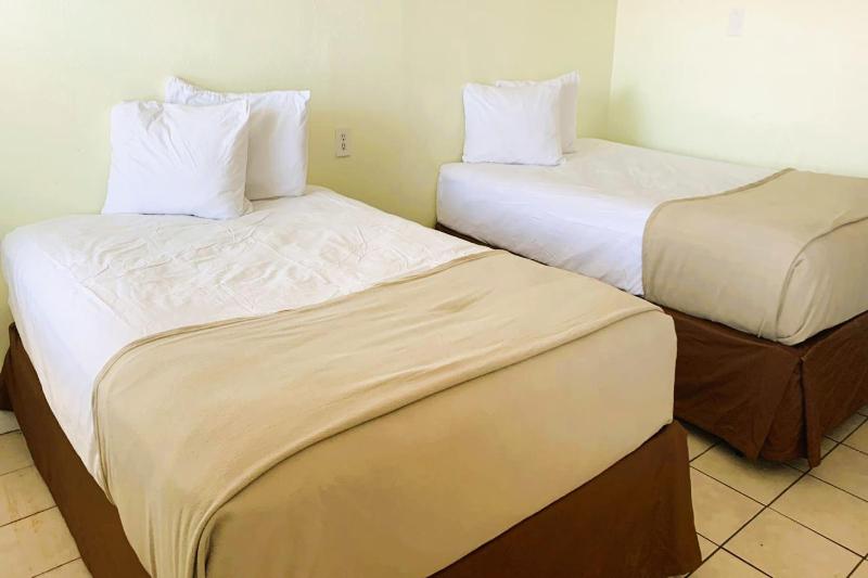 OYO Hotel Rockport- Bay View - image 36