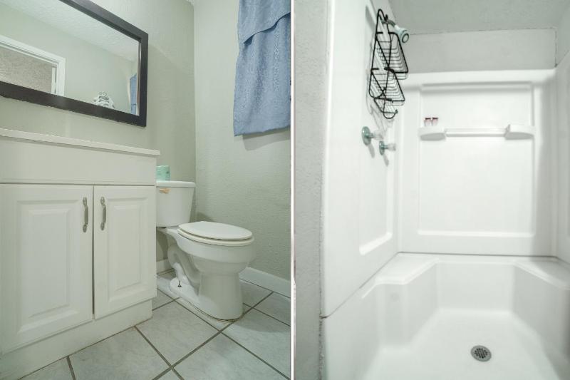 King Room image 3