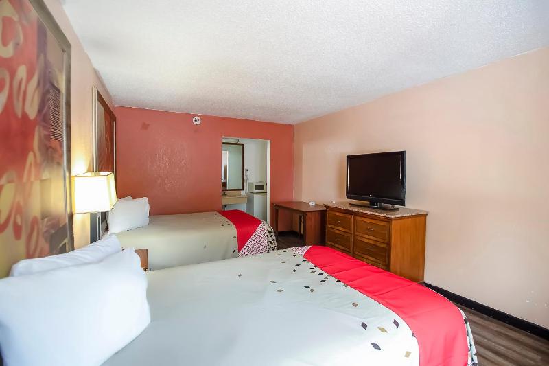 Premium 2 Queen Bed image 3