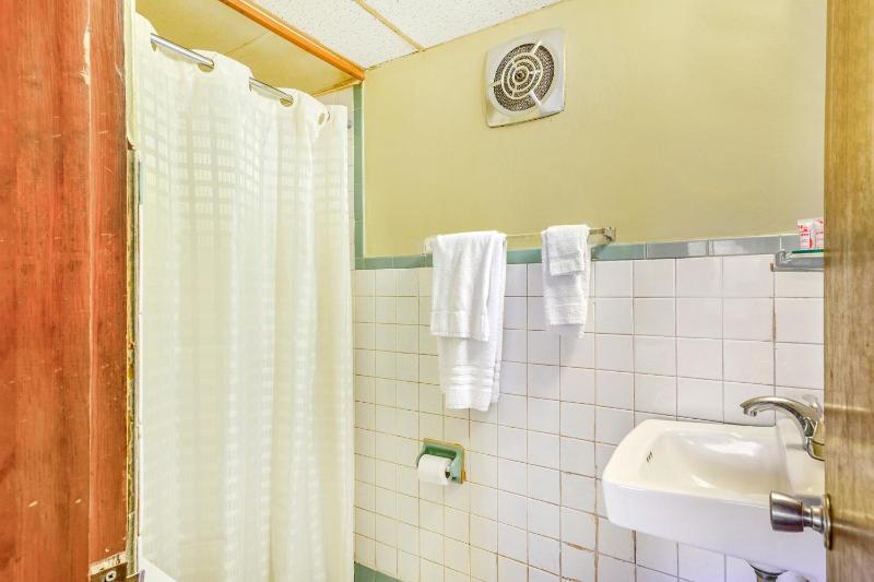 Single Room image 3