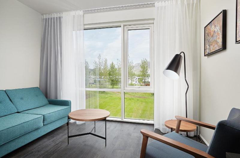 Superior Double or Twin Room image 3