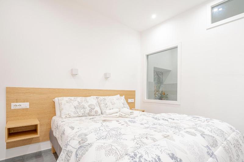 Eos - Elegant Apartments & Suites - image 16