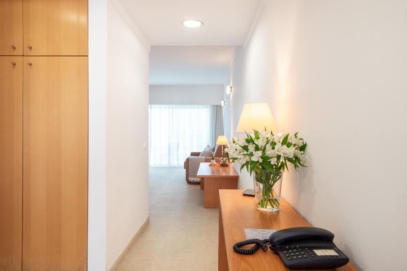 Rooftop Apartment image 1