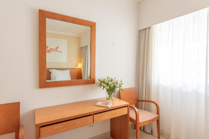 Deluxe Family Apartment image 1