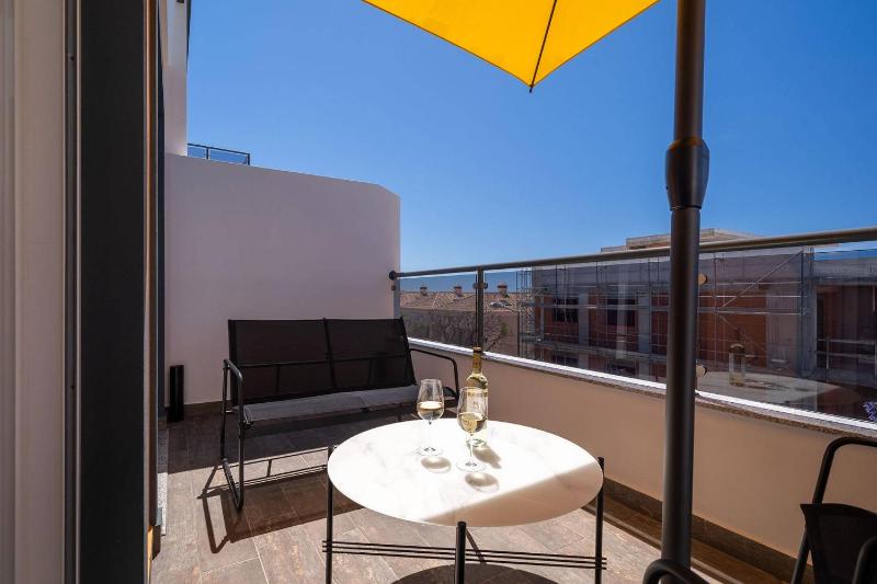 Ocean View Rooftop Paradise Tavira - image 28