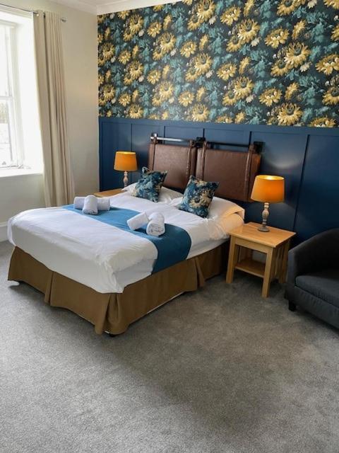 Double Room image 3