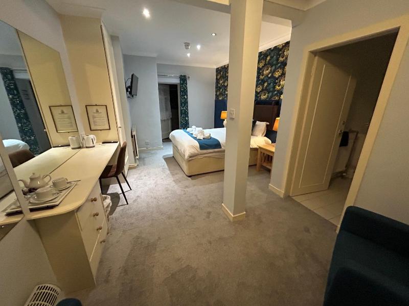 Single Room image 2
