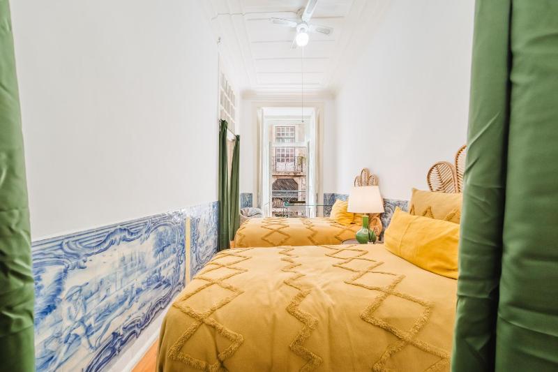Luxury 4BR Near Praça do Comércio wAC - image 4