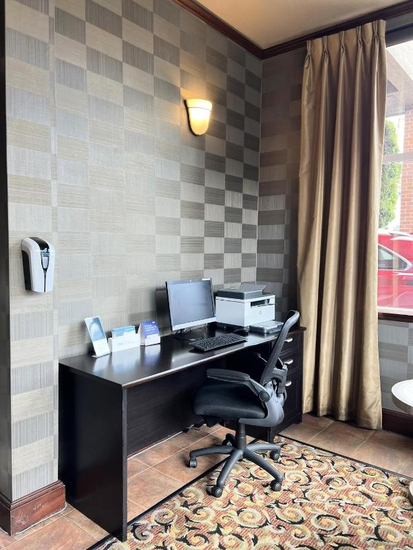 Holiday Inn Express Hotel & Suites Portland-Northwest Downtown By IHG - image 26