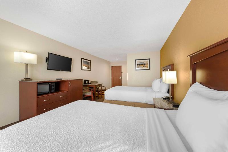Best Western Executive Inn & Suites - image 42