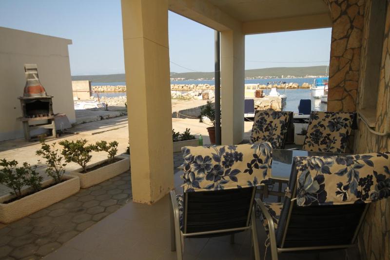 Two-Bedroom Apartment with Terrace and Sea View image 3