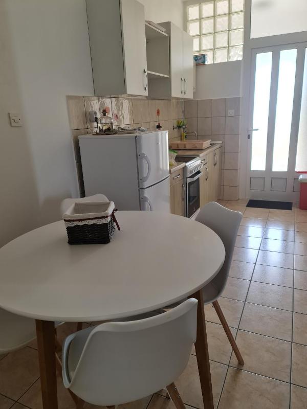 Two-Bedroom Apartment with Terrace and Sea View image 4