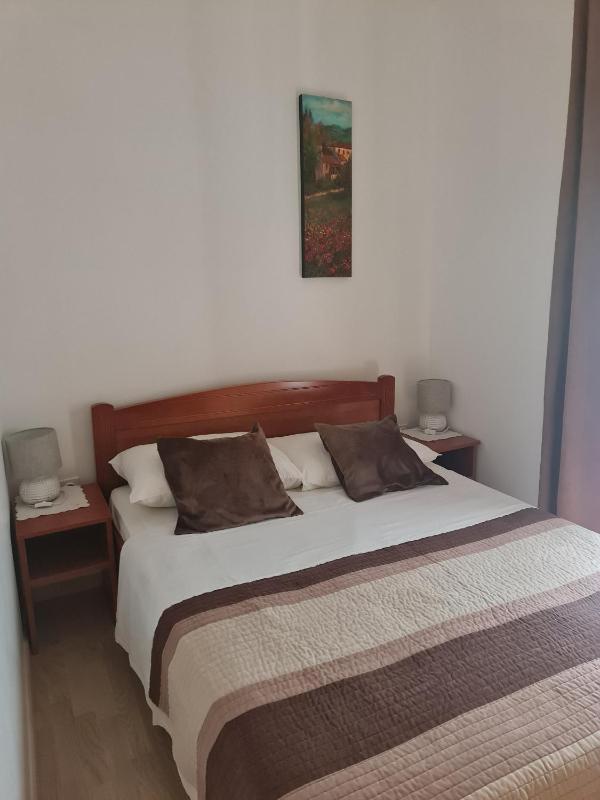 Two-Bedroom Apartment with Terrace and Sea View image 1