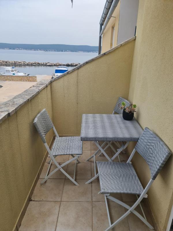 Two-Bedroom Apartment with Terrace and Sea View image 3