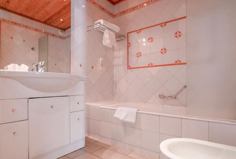 Comfort Quadruple Room image 2