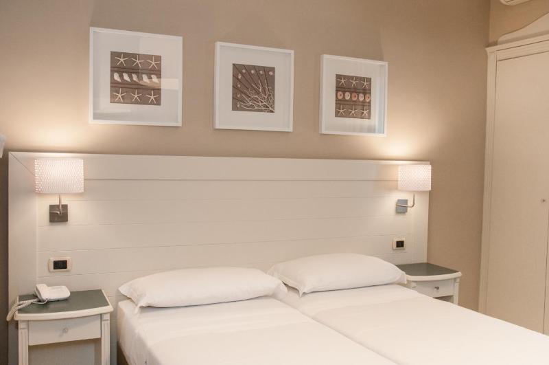 Triple Room image 3