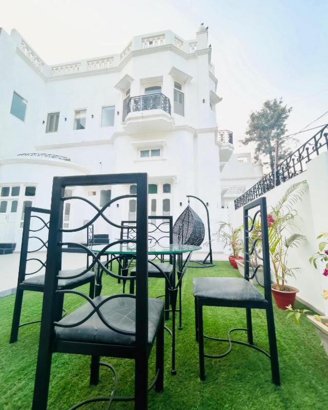 Grand Villa - image 16