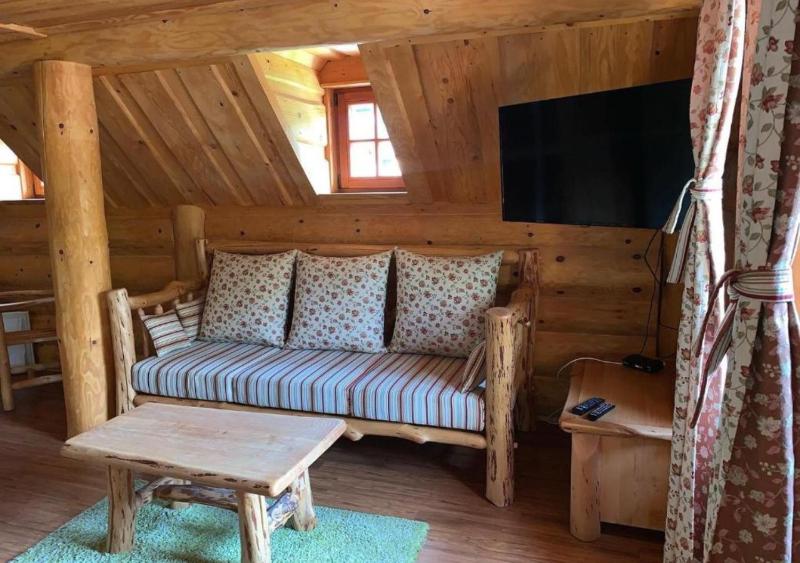 Deluxe Double Room with Balcony image 2