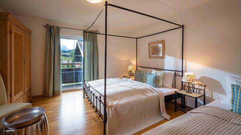Family Suite with Balcony image 4