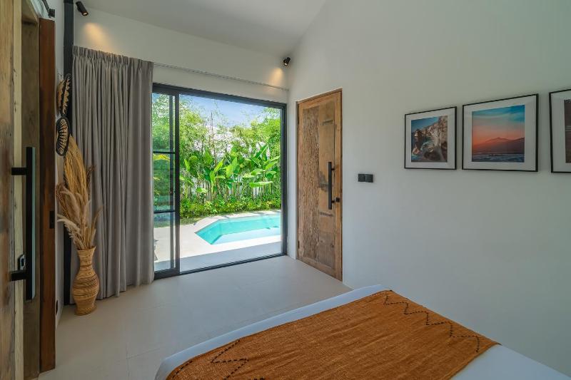 Casa Kami - Modern Serenity 2 BR Haven in Pererenan - image 5