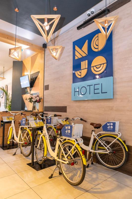 Mojo Hotel & Market - image 11