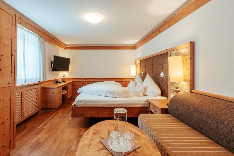 Double Room image 2