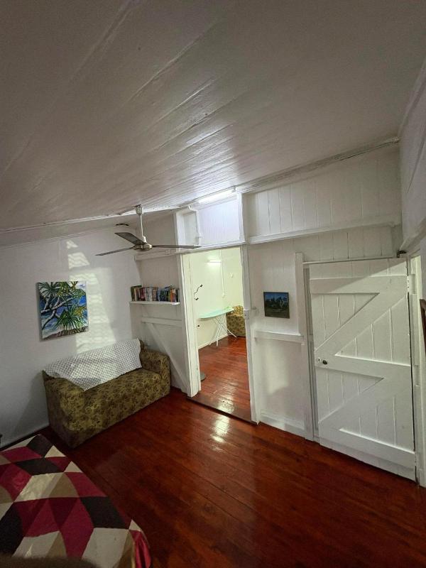 City Cottage Suva - image 10