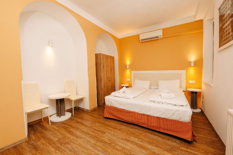 Double or Twin Room image 1