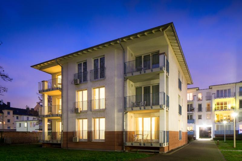 One-Bedroom Apartment image 4