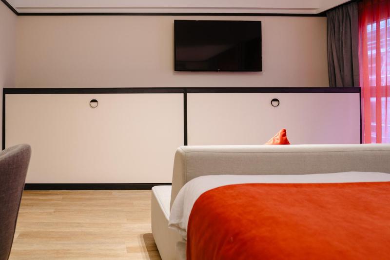 Ostend Hotel - image 32